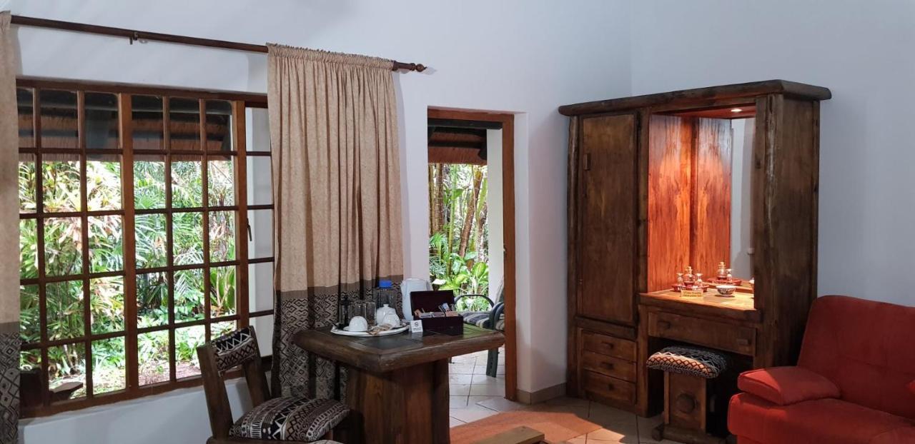 African Ambience Guest House เซนต์ลูเซีย ภายนอก รูปภาพ