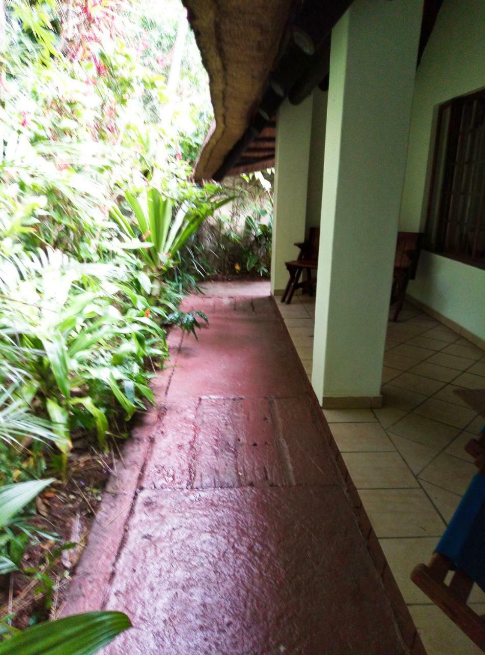 African Ambience Guest House เซนต์ลูเซีย ภายนอก รูปภาพ